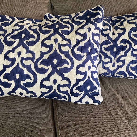 John Robshaw Textiles Set of 2 Pillow Shams - Rare